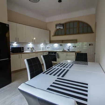 Centrum Apartment *